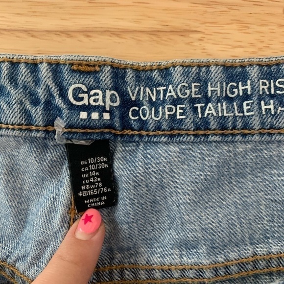 GAP Vintage High Rise Raw Hem Jeans Size 10 - Picture 6 of 11